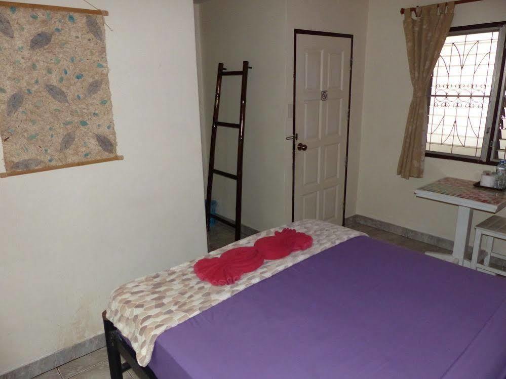 Kavil Guesthouse 2 치앙마이 외부 사진