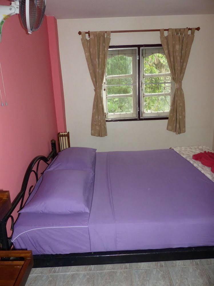 Kavil Guesthouse 2 치앙마이 외부 사진